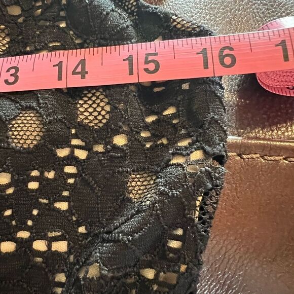 Alya brand women’s size M black lace overlay blouse - Picture 9 of 9